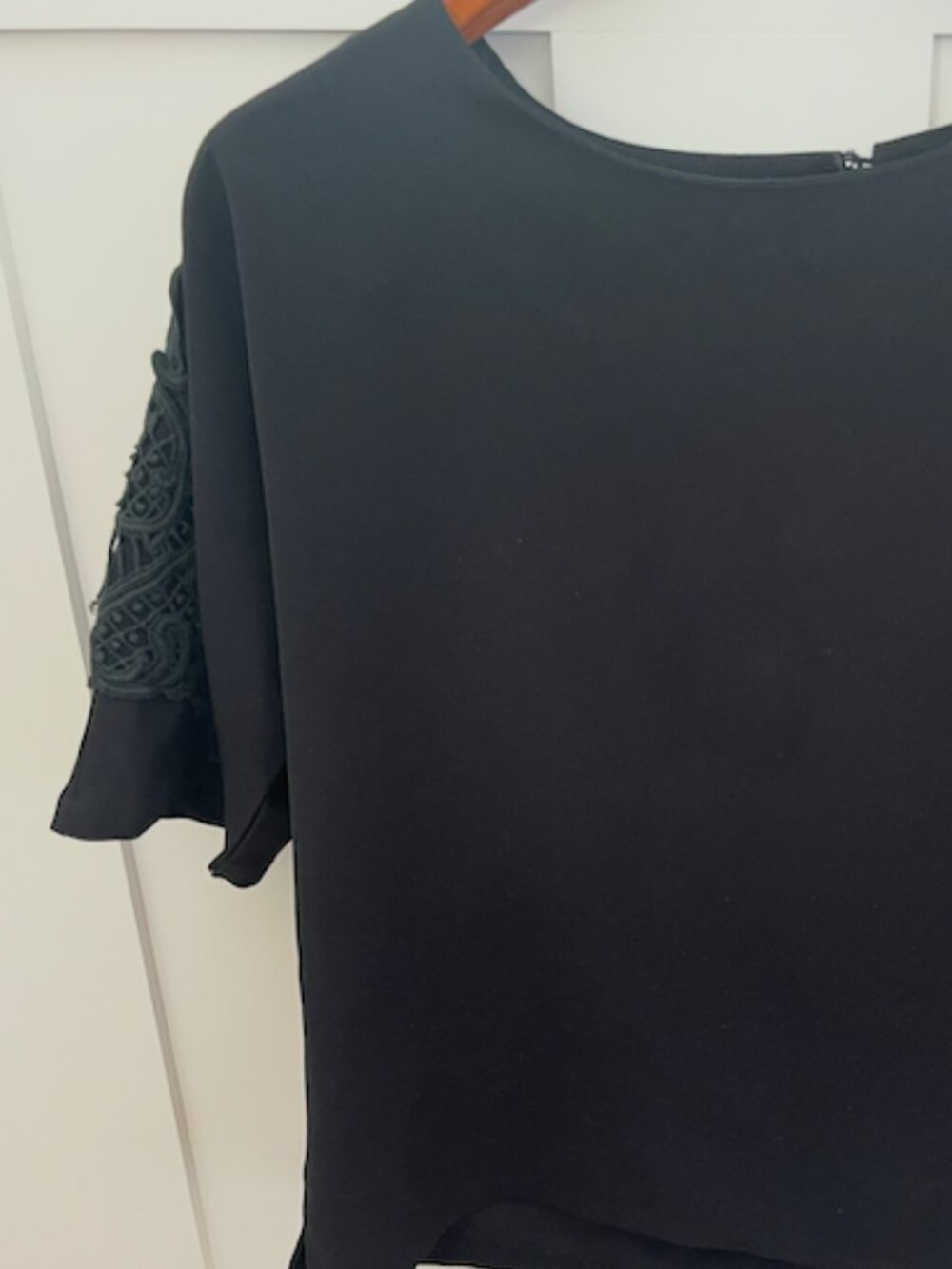 Pinkyotto Blouse - sleeve detail